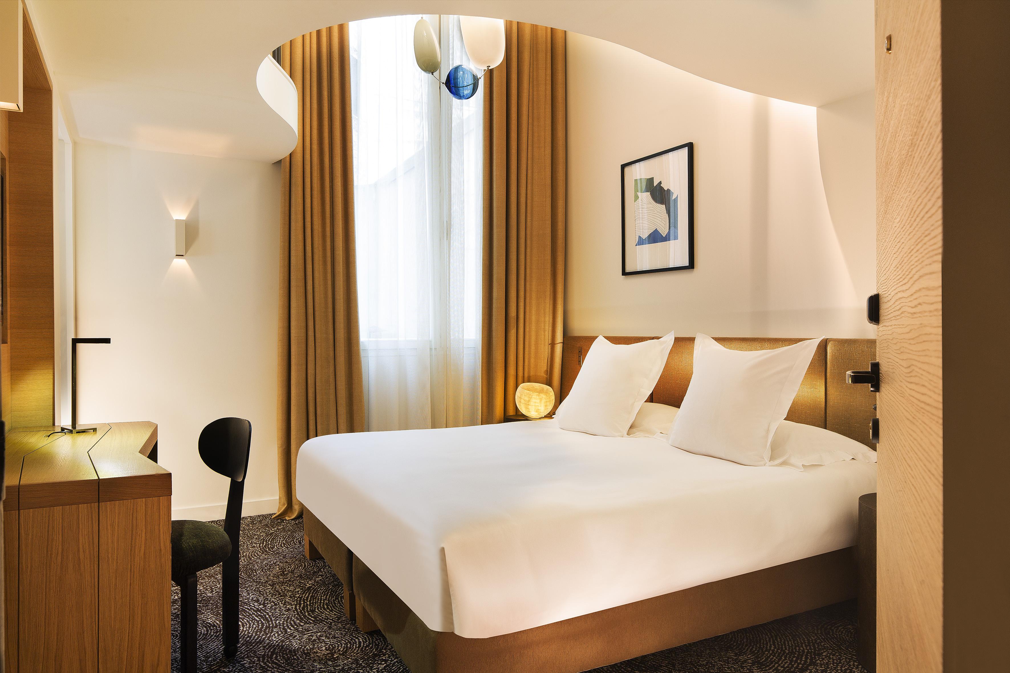 Hotel Marignan Champs-Elysees Paris Bagian luar foto