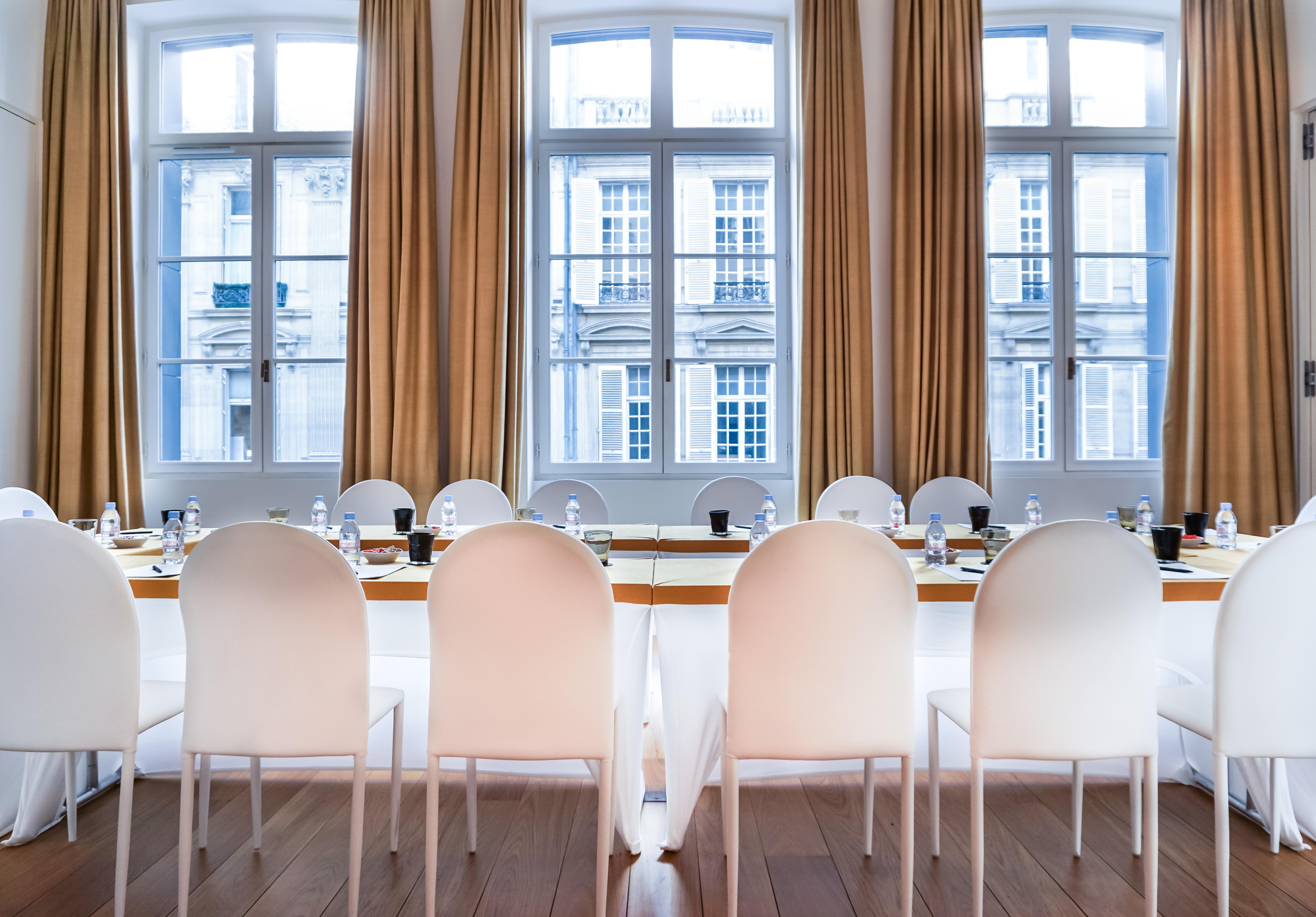 Hotel Marignan Champs-Elysees Paris Bagian luar foto
