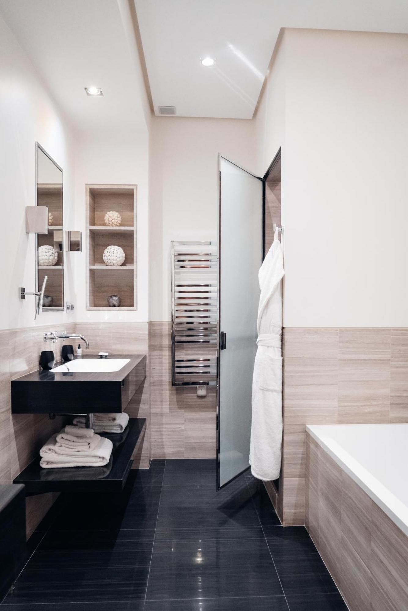 Hotel Marignan Champs-Elysees Paris Bagian luar foto